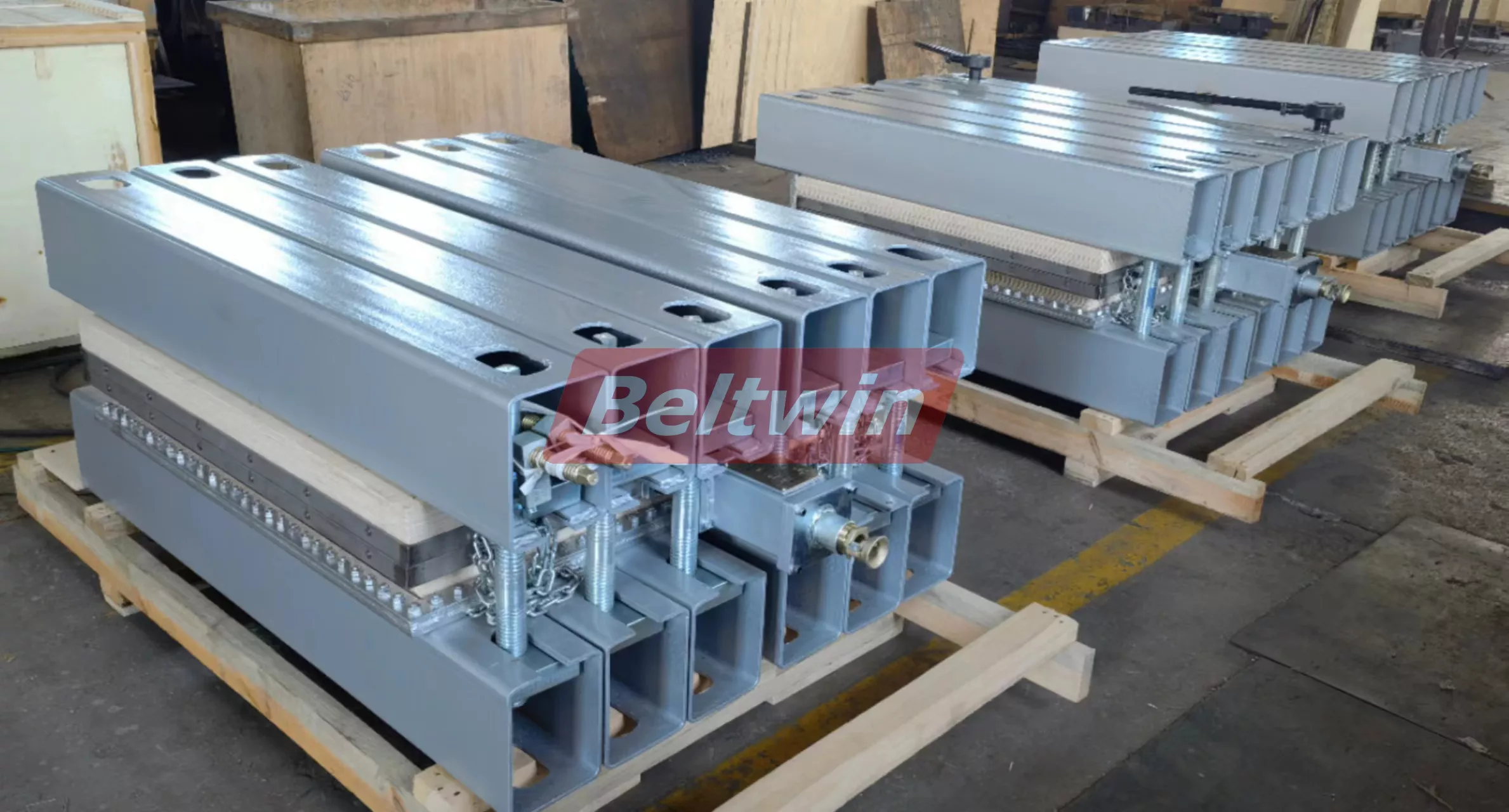 explosion-proof-vulcanizing-machine---steel-bracket-!j.webp